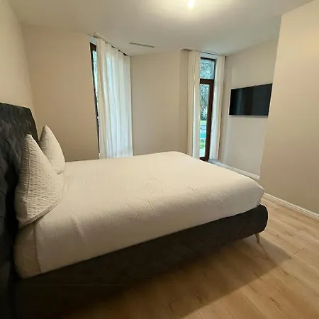 With Pool In The Heart Of بيت للعطل