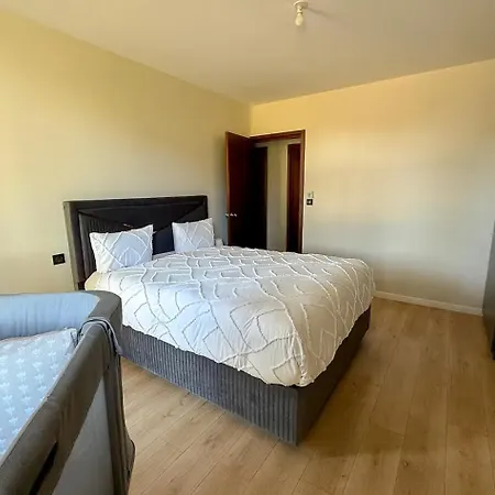 بيت للعطل With Pool In The Heart Of مونْتوبا