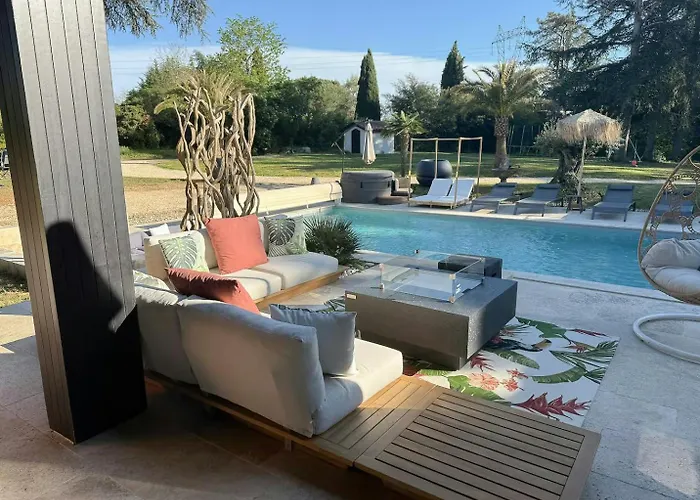 With Pool In The Heart Of * Montauban